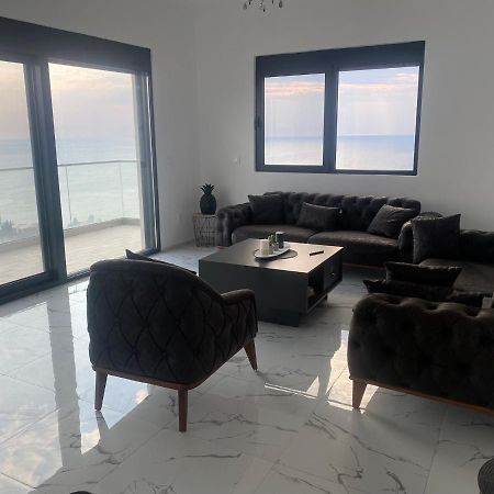 A. Montenegro Apartment Dobra Voda Bagian luar foto